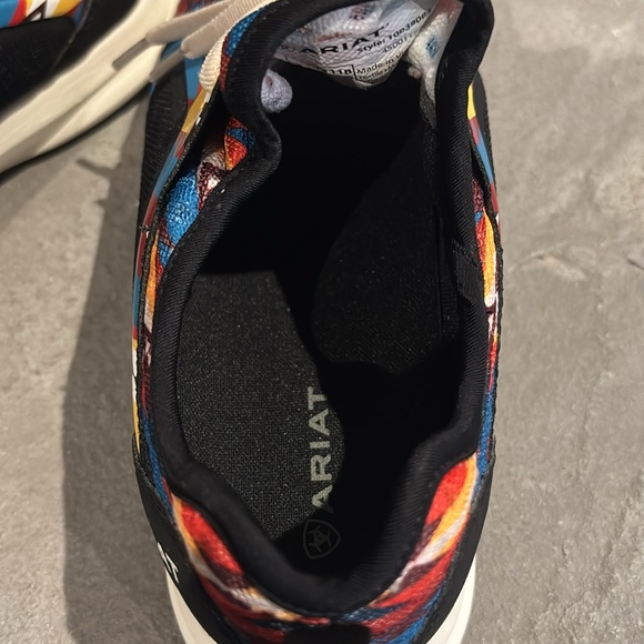 Ariat Fuse Blue Geo Aztec EVA midsole,rubber outsole,flex,mesh & synthetic upper - Picture 10 of 14